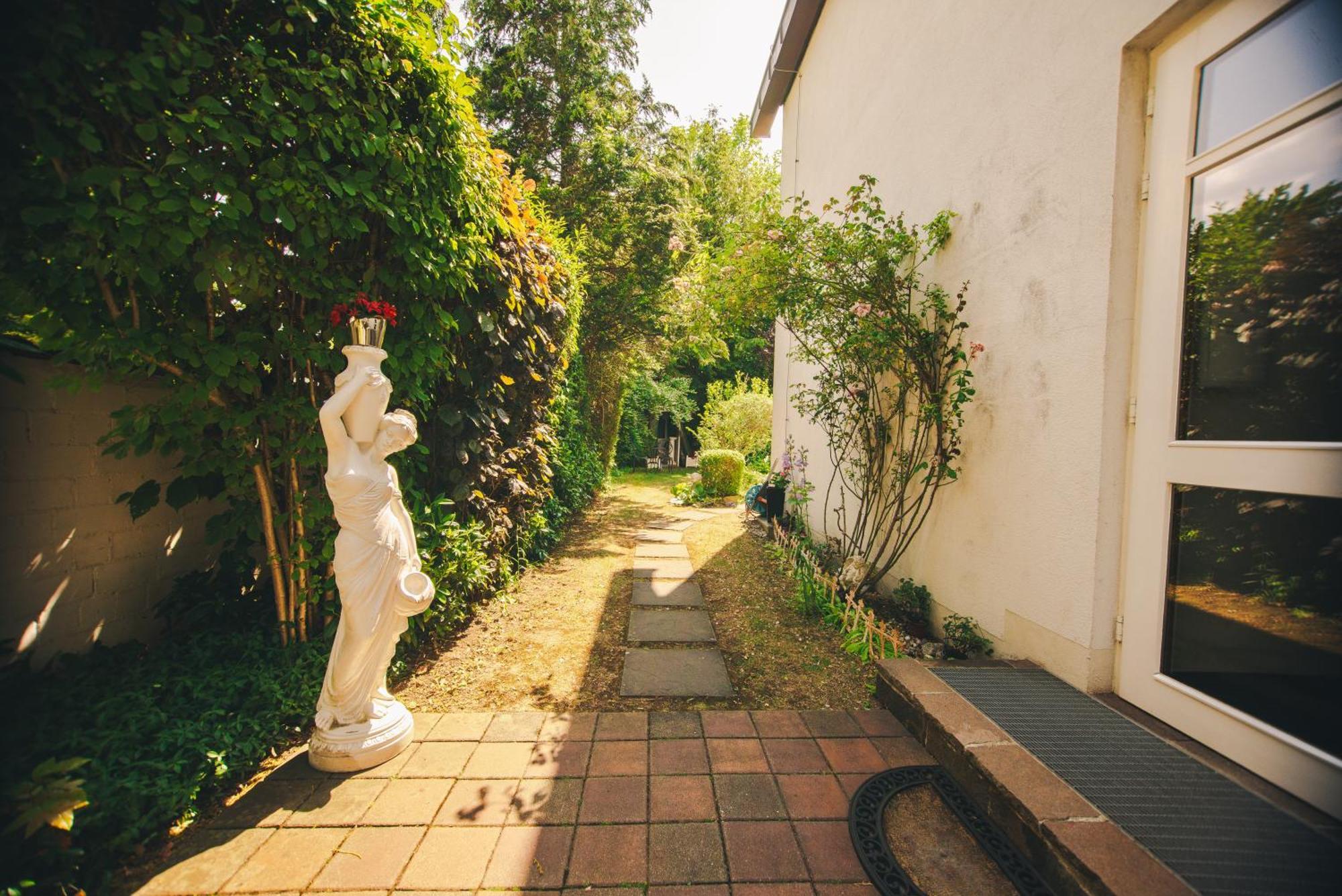 Villa Waldperlach By Blattl München Buitenkant foto