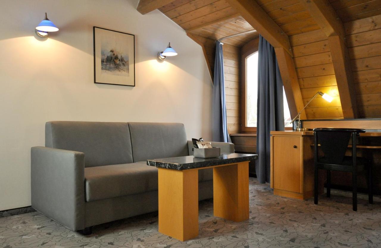 Villa Waldperlach By Blattl München Buitenkant foto